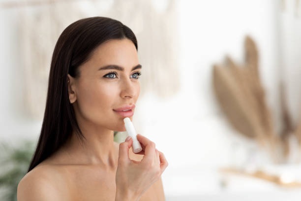 Findthe Most excellent Lip Emollient for Nourishing