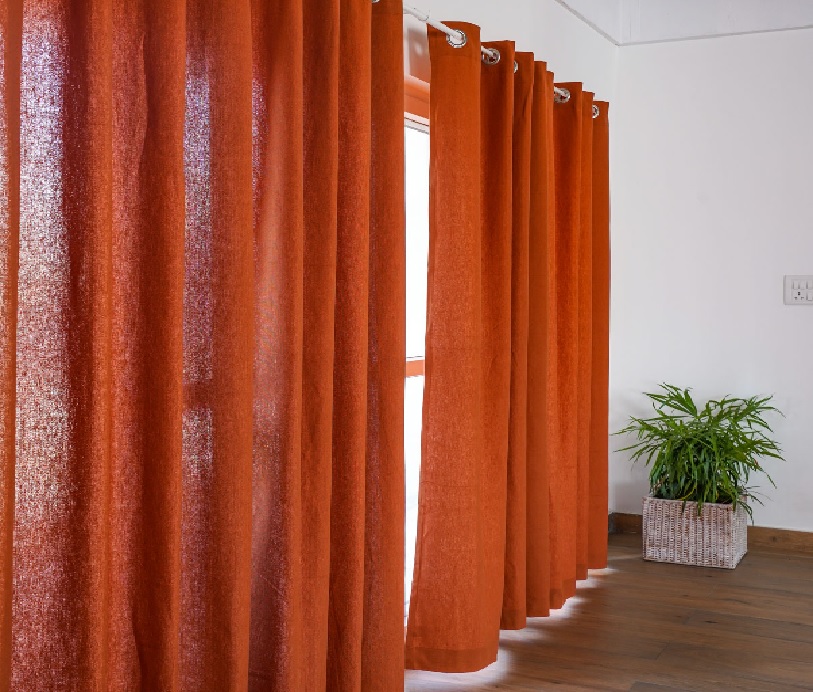 How businesses use cotton curtains for branding?