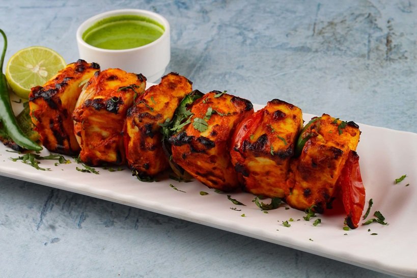 From Paneer Tikka to Khichdi: A Guide to Must-Try Veg Food Options in Patna